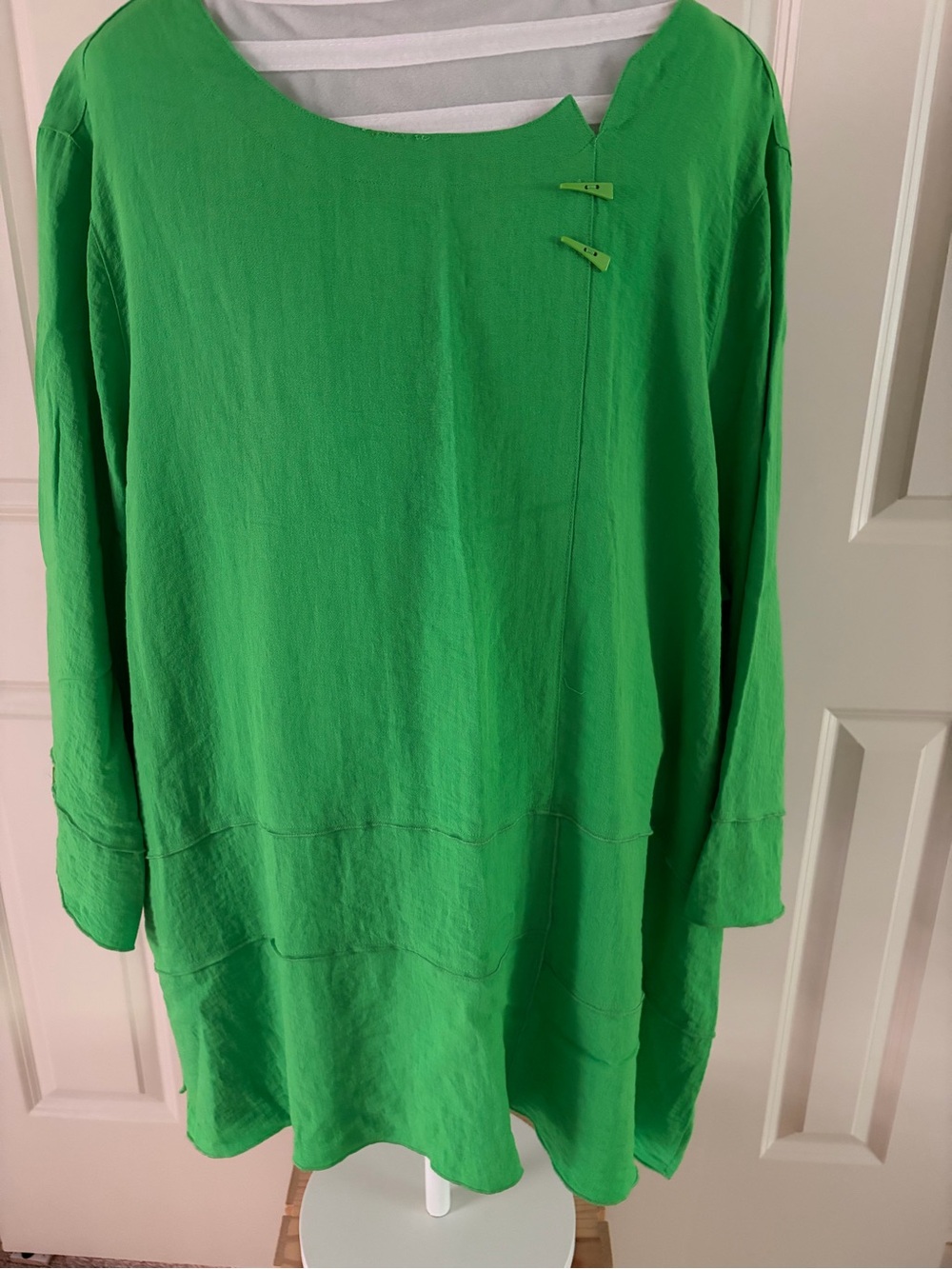Multiples Bright Green Long Sleeve Tunic Top